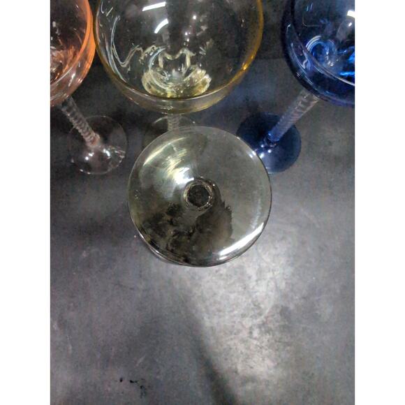 Blefeld Italian Glass Twisted Stem Champagne Glasses, Set Of 4 Elegant Drinkware - Picture 7 of 9